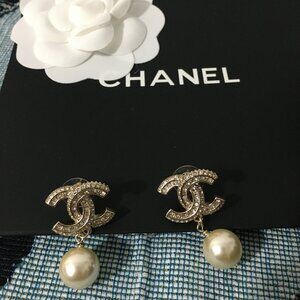 Women's Chanel Double C Earrings